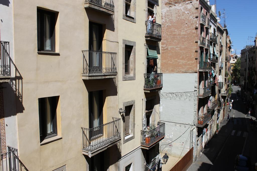 فندق برشلونةفي  بيت شباب رافال رومز المظهر الخارجي الصورة